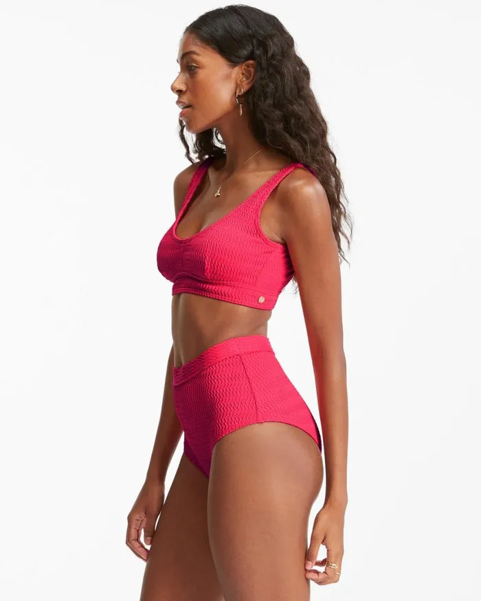 Billabong Chasing Tides Elliot Tank Bikini Top Fuego Womens Bikini Tops Billabong Chasing Tides Elliot Tank Bikini Top Fuego Womens Bikini Tops