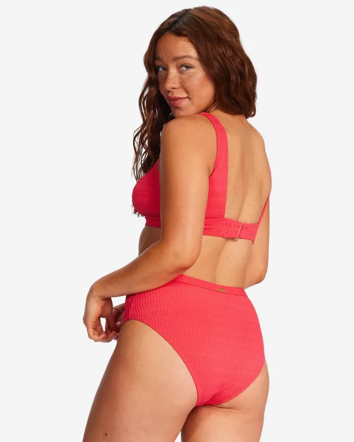 Billabong Chasing Tides Elliot Tank Bikini Top Fuego Womens Bikini Tops Billabong Chasing Tides Elliot Tank Bikini Top Fuego Womens Bikini Tops