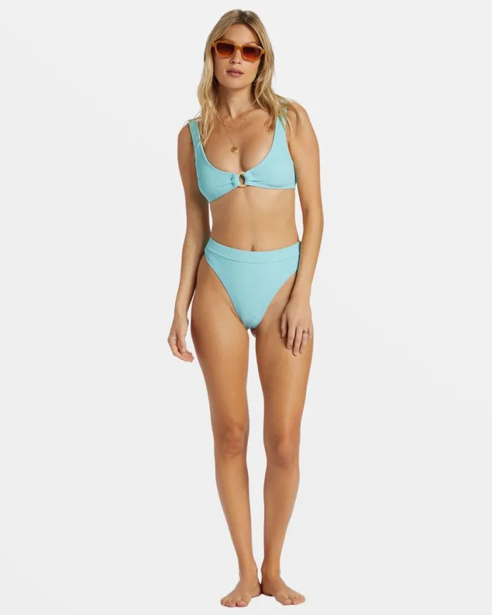 Billabong Sunrays Jesse Medium Coverage Bikini Top High Tide Womens Bikinis Billabong Sunrays Jesse Medium Coverage Bikini Top High Tide Womens Bikinis
