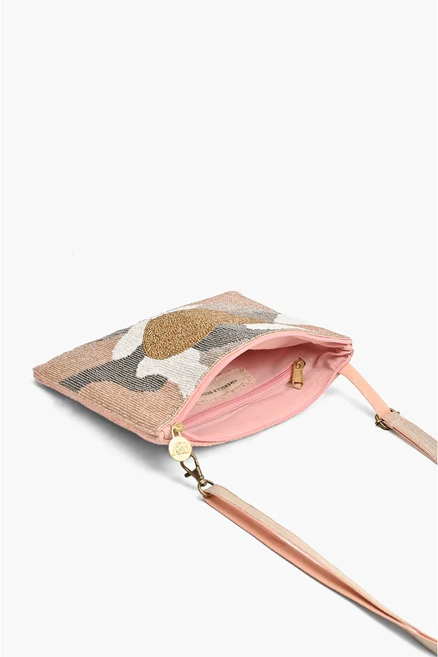 Clutches America and Beyond Women Camo Heart Top Zip Clutch