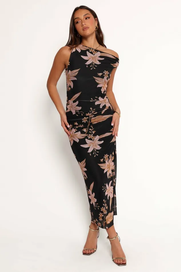 Dresses Petal and Pup Women Arabelle Maxi Off Shoulder Dress Black Peach