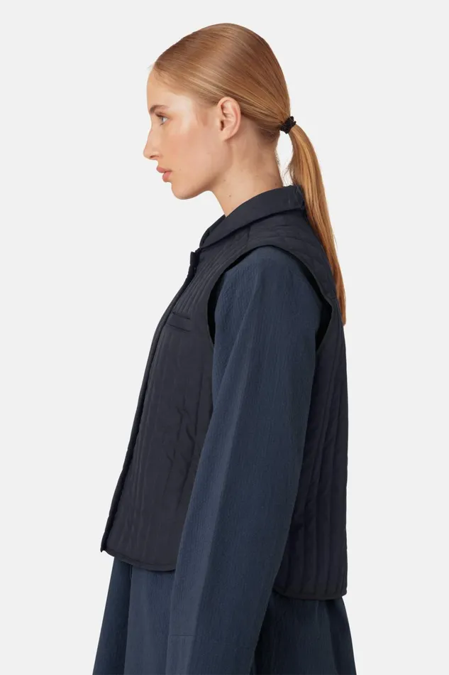 Ilse Jacobsen Quilt Vest 8211 Dark Indigo Women Jackets And Coats