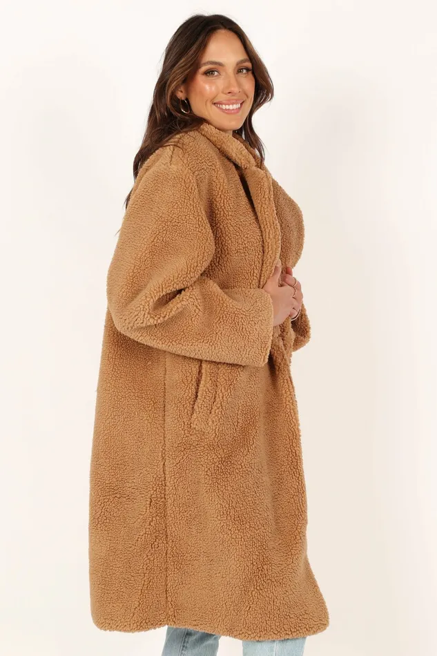 Jackets and Coats Women Beatrice Faux Fur Coat Camel Petal and Pup