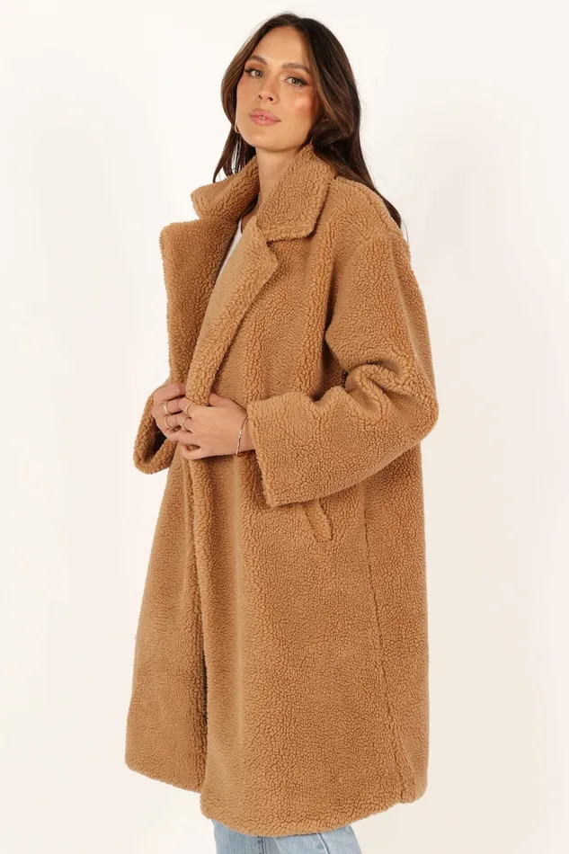 Jackets and Coats Women Beatrice Faux Fur Coat Camel Petal and Pup