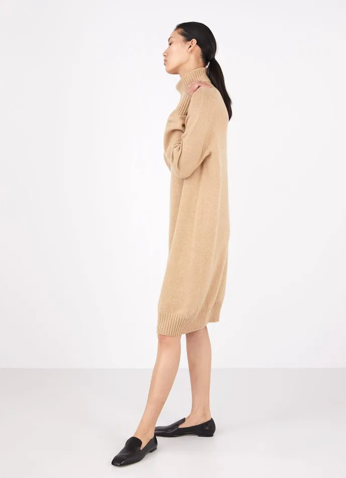 Lambswool Roll Neck Dress Light Camel Women SUNSPEL Knitwear