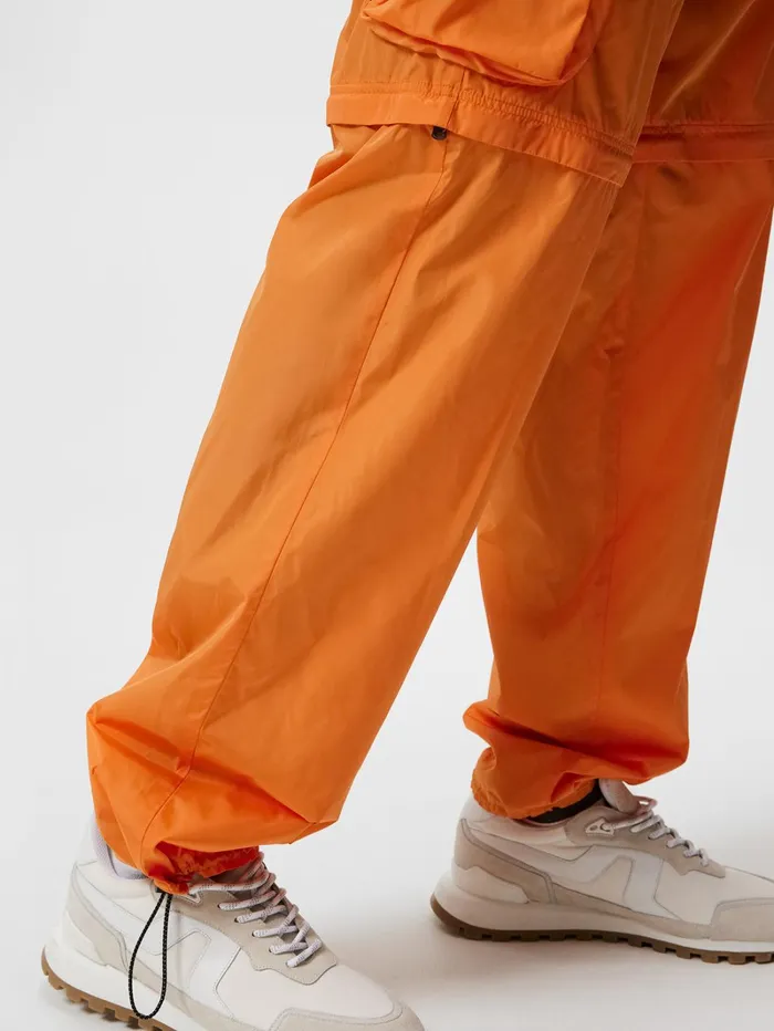 Men Glossa Nylon Cargo Pants Russet Orange JLindeberg Trousers Men Glossa Nylon Cargo Pants Russet Orange JLindeberg Trousers