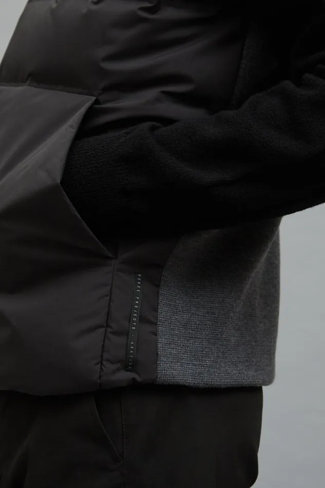 Men Pertex Shield Hybrid Knit Gilet Black Norse Projects Outerwear
