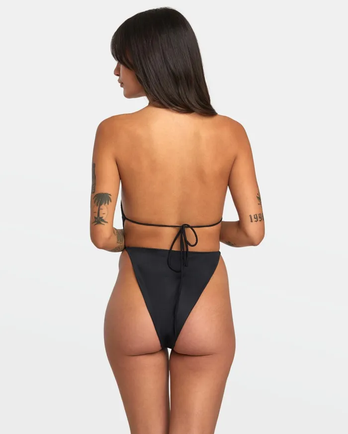 RVCA One Pieces Solid Swenddal OnePiece Swimsuit Black 8211 Women