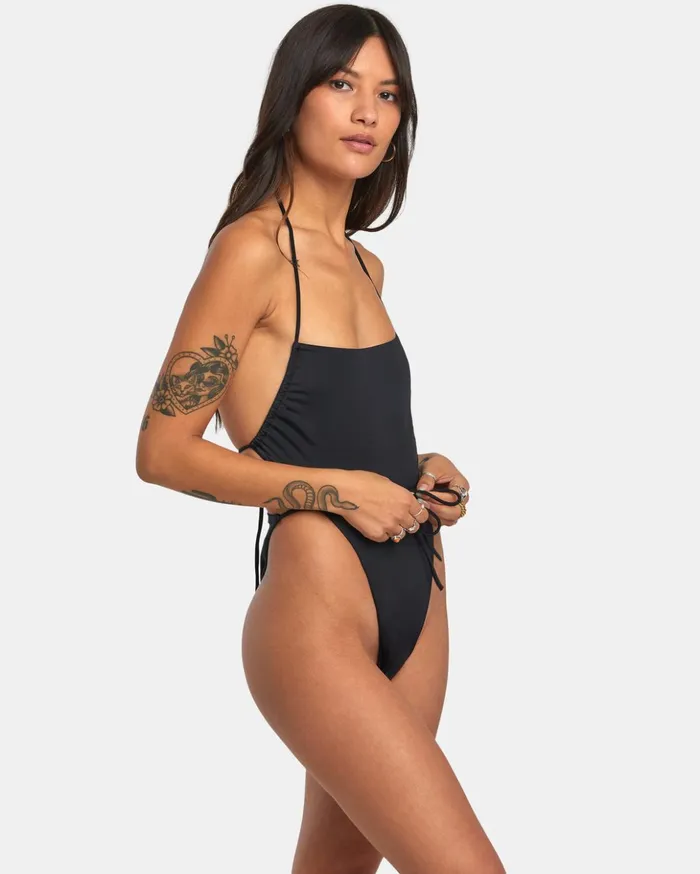 RVCA One Pieces Solid Swenddal OnePiece Swimsuit Black 8211 Women
