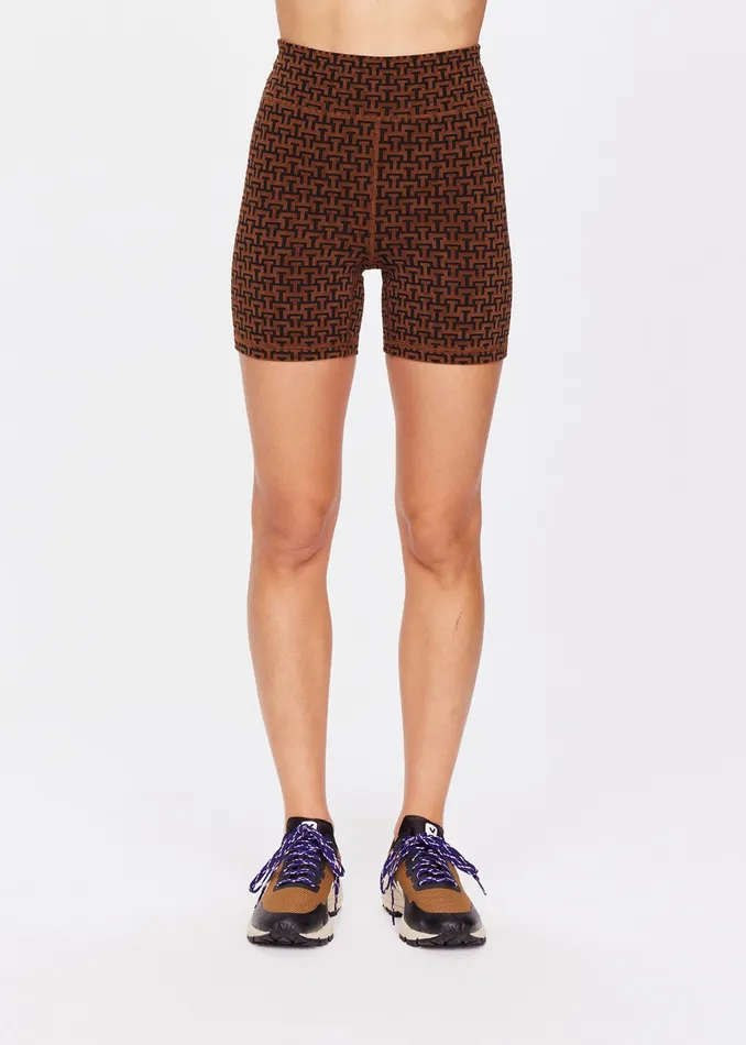 Shorts OBSIDIAN 5IN SPIN SHORT THE UPSIDE Women