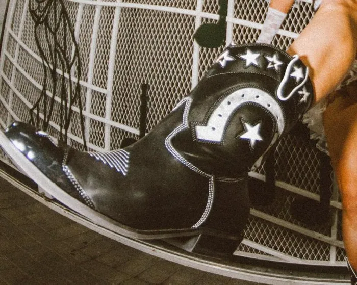TUK Shoes Boots Women Black and White Horseshoe Star Western Boot TUK Shoes Boots Women Black and White Horseshoe Star Western Boot