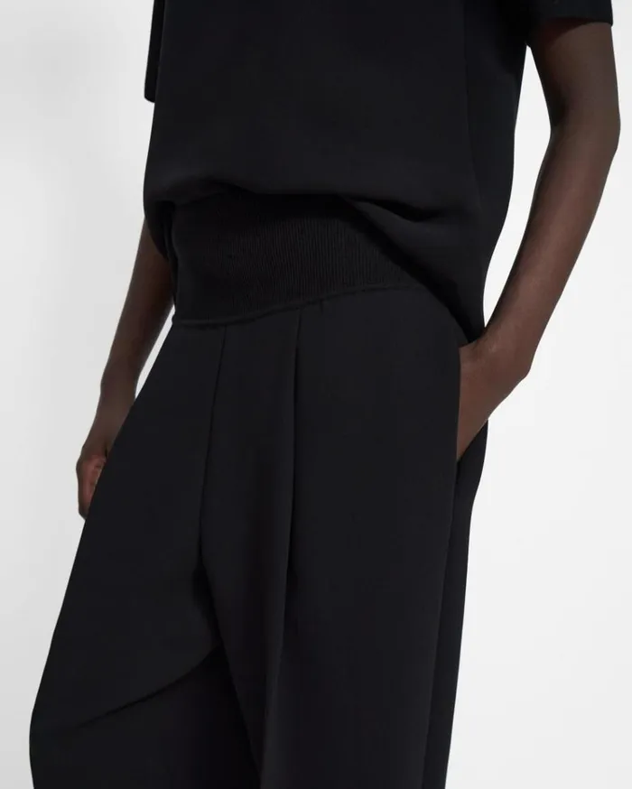 Theory Carrot Pant In Crepe Black Women Pants Theory Carrot Pant In Crepe Black Women Pants