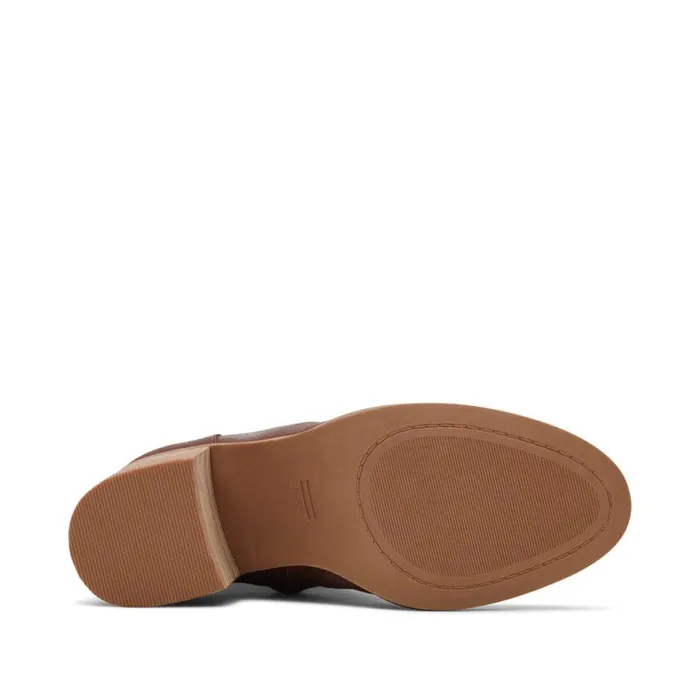 Toms Boots and Booties Evelyn Heeled Boot Leather Chestnut 8211 Women Toms Boots and Booties Evelyn Heeled Boot Leather Chestnut 8211 Women