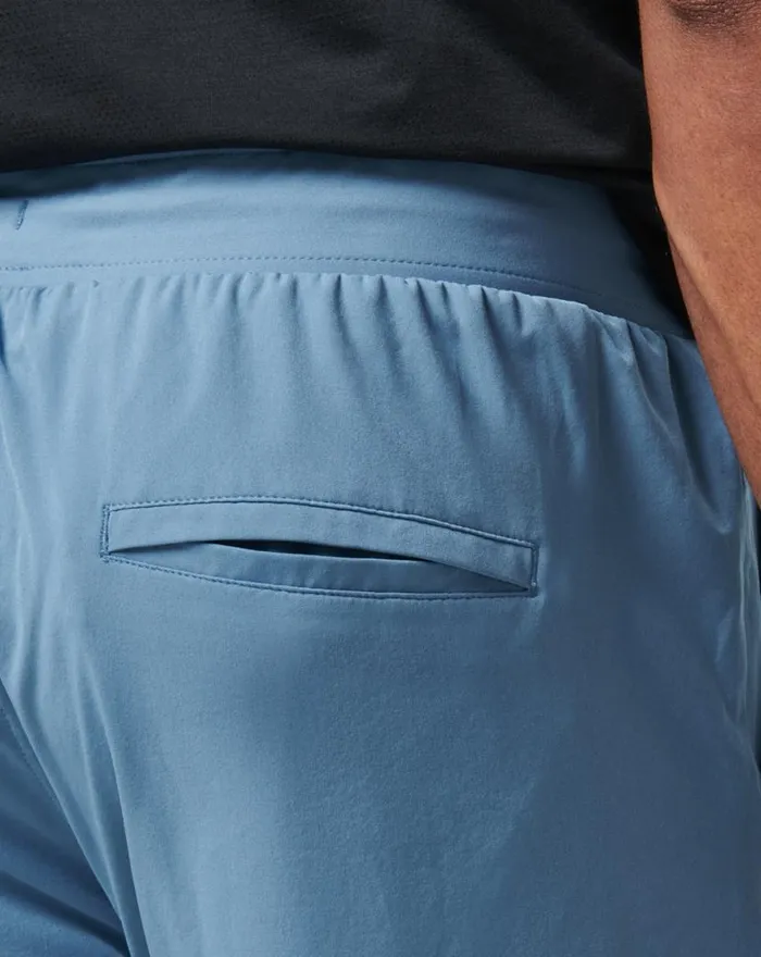 TravisMathew HEATER EWAIST SHORT 75IN Coronet Men Shorts TravisMathew HEATER EWAIST SHORT 75IN Coronet Men Shorts