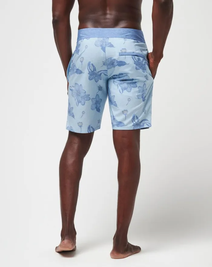 TravisMathew LULL IN THE ACTION BOARDSHORT Heather Dream Blue Men Boardshorts TravisMathew LULL IN THE ACTION BOARDSHORT Heather Dream Blue Men Boardshorts