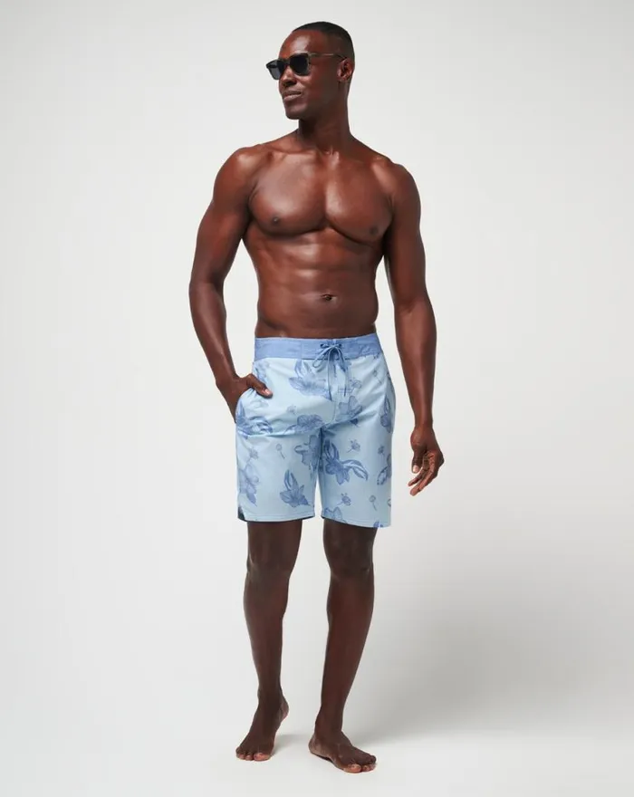 TravisMathew LULL IN THE ACTION BOARDSHORT Heather Dream Blue Men Boardshorts TravisMathew LULL IN THE ACTION BOARDSHORT Heather Dream Blue Men Boardshorts