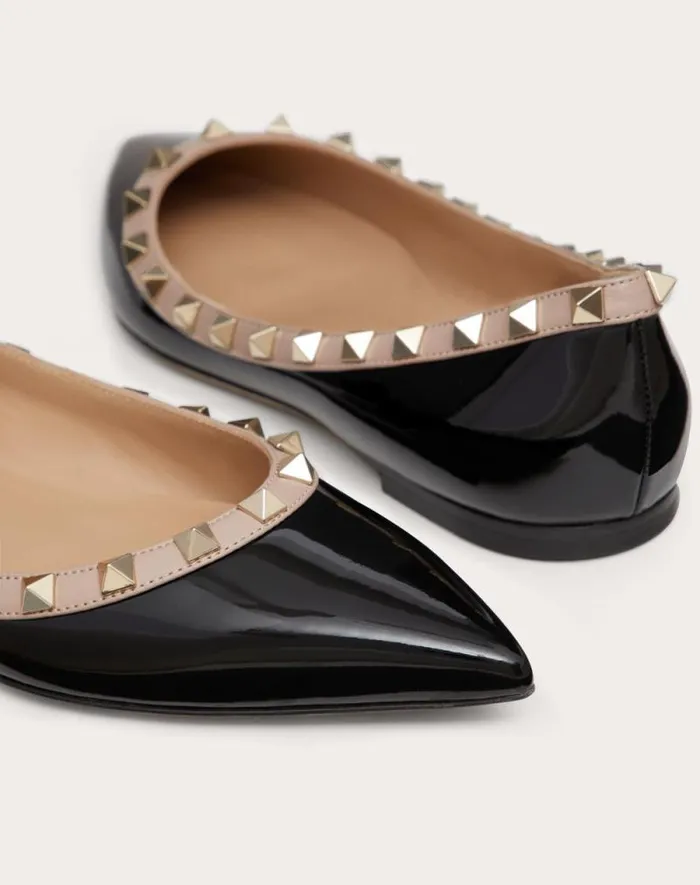 Valentino Ballerinas Woman Patent Rockstud Ballet Flat For Woman In Ivorypoudre Ivorypoudre Valentino Ballerinas Woman Patent Rockstud Ballet Flat For Woman In Ivorypoudre Ivorypoudre