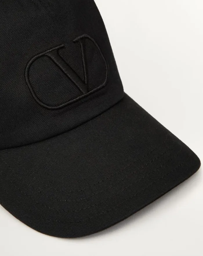 Valentino Hats And Gloves Man Vlogo Signature Baseball Cap For Man In Black Black Valentino Hats And Gloves Man Vlogo Signature Baseball Cap For Man In Black Black