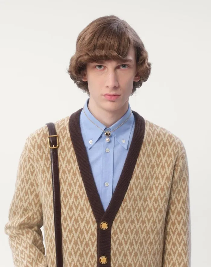 Valentino Knitwear Man Wool Cardigan With Toute La V Pattern For Man In Beigecream Beigecream Valentino Knitwear Man Wool Cardigan With Toute La V Pattern For Man In Beigecream Beigecream