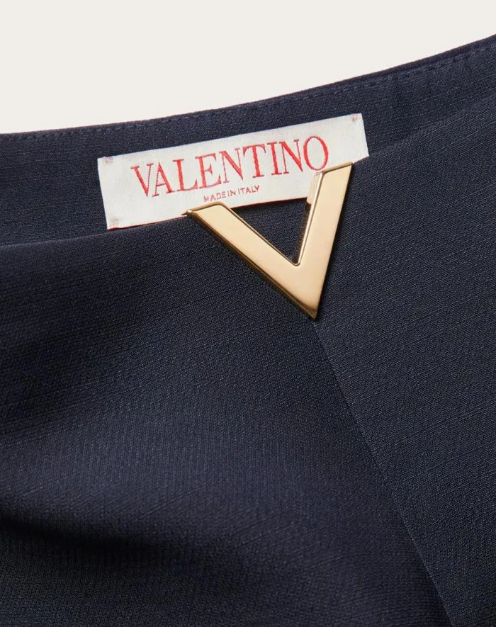Valentino Pants And Shorts Woman Crepe Couture Shorts For Woman In Navy Navy Valentino Pants And Shorts Woman Crepe Couture Shorts For Woman In Navy Navy