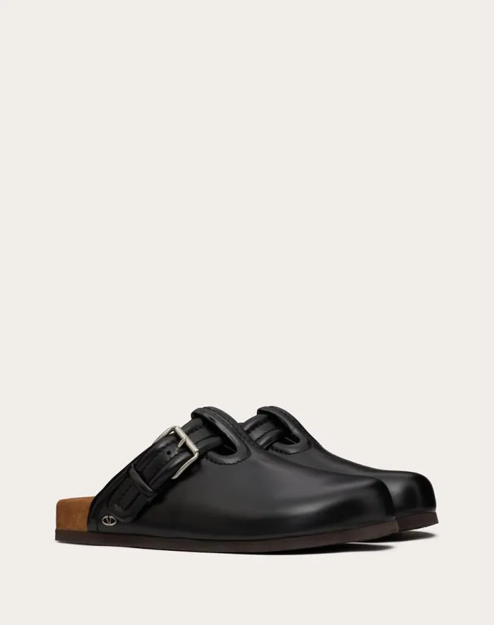 Valentino Sandals Man Fussfriend Calfskin Leather Sabot For Man In Black Black Valentino Sandals Man Fussfriend Calfskin Leather Sabot For Man In Black Black