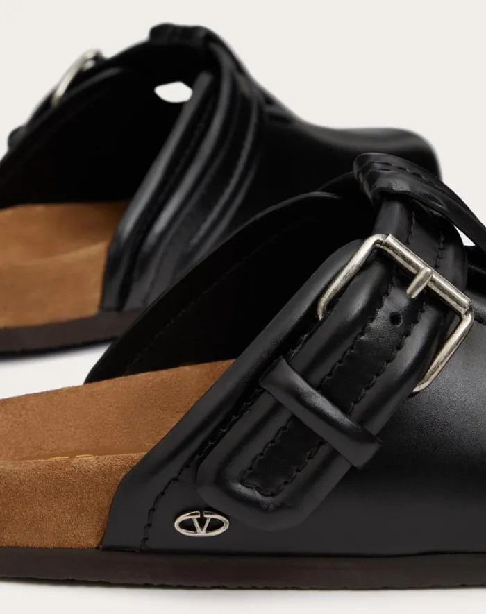 Valentino Sandals Man Fussfriend Calfskin Leather Sabot For Man In Black Black Valentino Sandals Man Fussfriend Calfskin Leather Sabot For Man In Black Black