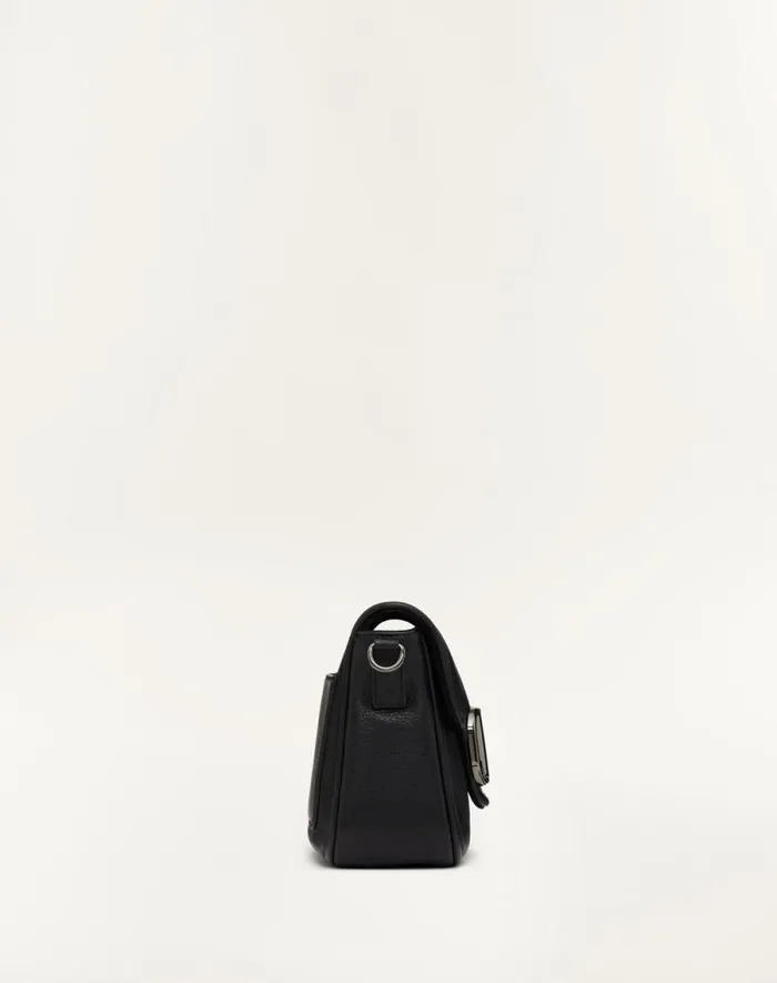 Valentino Shoulder Bags Man Valentino Garavani Alltime Grainy Calfskin Shoulder Bag For Man In Amazon Greenblack Amazon Greenblack Valentino Shoulder Bags Man Valentino Garavani Alltime Grainy Calfskin Shoulder Bag For Man In Amazon Greenblack Amazon Greenblack