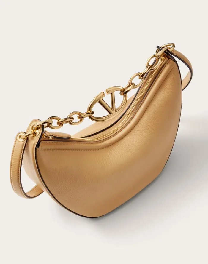 Valentino Shoulder Bags Woman Small Vlogo Moon Hobo Bag In Grainy Calfskin With Chain For Woman In Black Black Valentino Shoulder Bags Woman Small Vlogo Moon Hobo Bag In Grainy Calfskin With Chain For Woman In Black Black