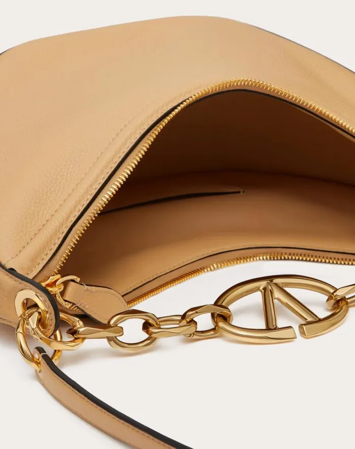 Valentino Shoulder Bags Woman Small Vlogo Moon Hobo Bag In Grainy Calfskin With Chain For Woman In Black Black Valentino Shoulder Bags Woman Small Vlogo Moon Hobo Bag In Grainy Calfskin With Chain For Woman In Black Black