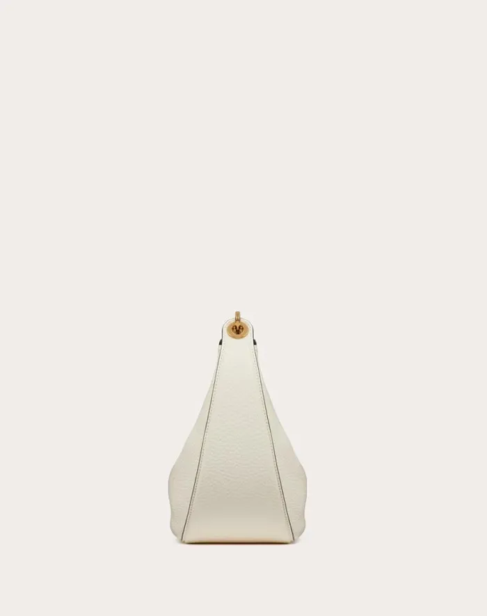 Valentino Shoulder Bags Woman Small Vlogo Moon Hobo Bag In Grainy Calfskin With Chain For Woman In Black Black Valentino Shoulder Bags Woman Small Vlogo Moon Hobo Bag In Grainy Calfskin With Chain For Woman In Black Black