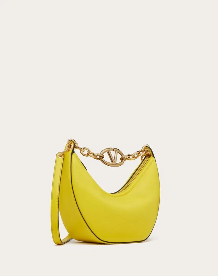 Valentino Shoulder Bags Woman Small Vlogo Moon Hobo Bag In Grainy Calfskin With Chain For Woman In Black Black Valentino Shoulder Bags Woman Small Vlogo Moon Hobo Bag In Grainy Calfskin With Chain For Woman In Black Black