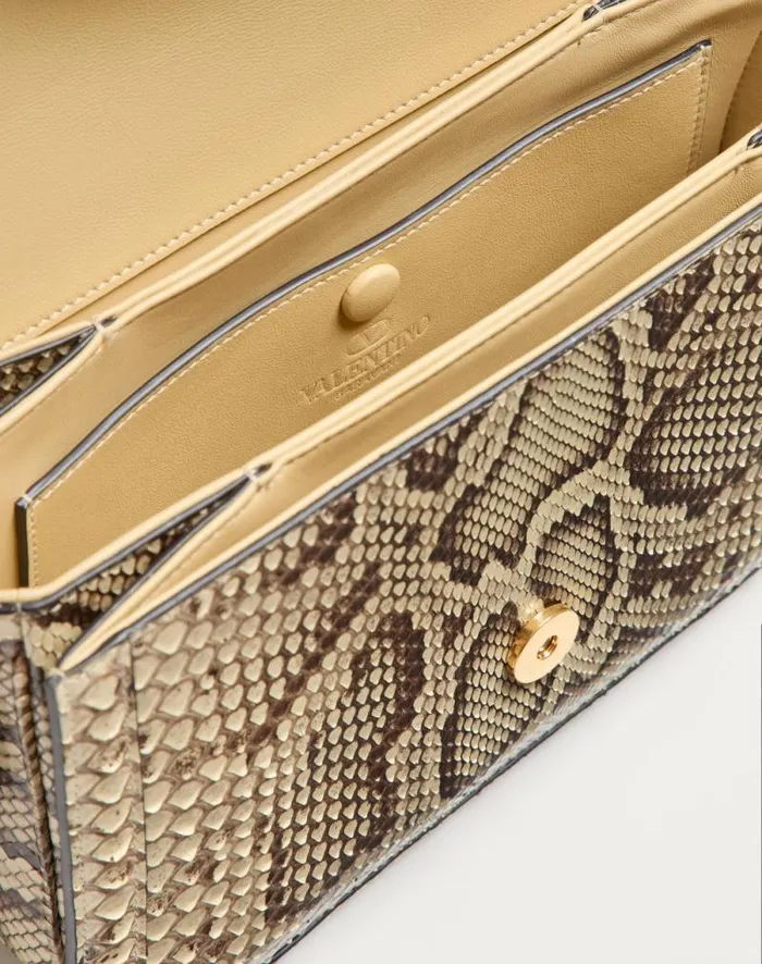 Valentino Shoulder Bags Woman Valentino Garavani 9to5 Python Shoulder Bag For Woman In Ivory Ivory Valentino Shoulder Bags Woman Valentino Garavani 9to5 Python Shoulder Bag For Woman In Ivory Ivory