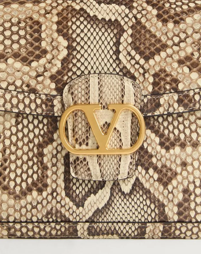 Valentino Shoulder Bags Woman Valentino Garavani 9to5 Python Shoulder Bag For Woman In Ivory Ivory Valentino Shoulder Bags Woman Valentino Garavani 9to5 Python Shoulder Bag For Woman In Ivory Ivory