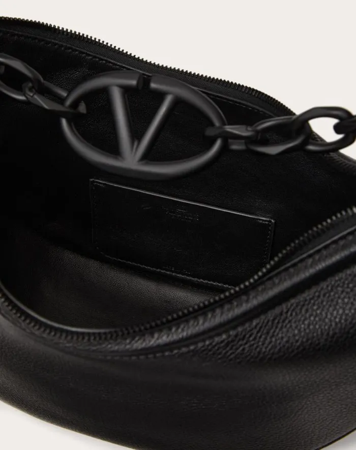 Valentino Shoulder Bags Woman Vlogo Moon Small Hobo Bag In Grainy Calfskin With Chain For Woman In Black Black Valentino Shoulder Bags Woman Vlogo Moon Small Hobo Bag In Grainy Calfskin With Chain For Woman In Black Black