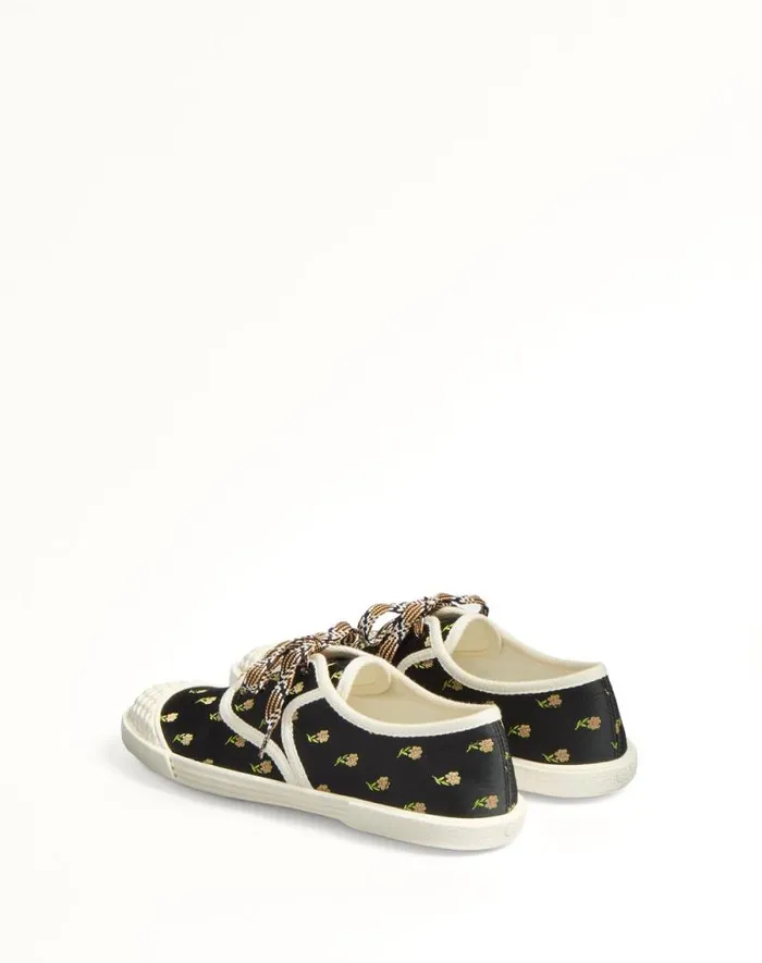 Valentino Sneakers Woman Bay By Bay Sneakers In Papier Floral Fabric For Woman In Multicolor Multicolor Valentino Sneakers Woman Bay By Bay Sneakers In Papier Floral Fabric For Woman In Multicolor Multicolor