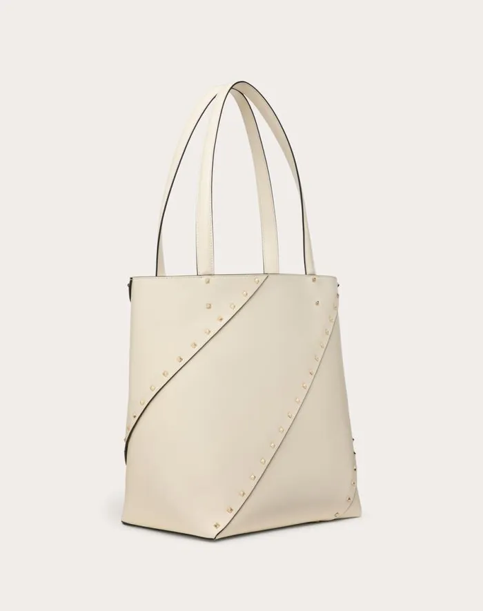 Valentino Totes Woman Valentino Garavani Valentino Garavani Rockstud Wispy Shopping Bag In Calfskin For Woman In Tobacco Tobacco Valentino Totes Woman Valentino Garavani Valentino Garavani Rockstud Wispy Shopping Bag In Calfskin For Woman In Tobacco Tobacco