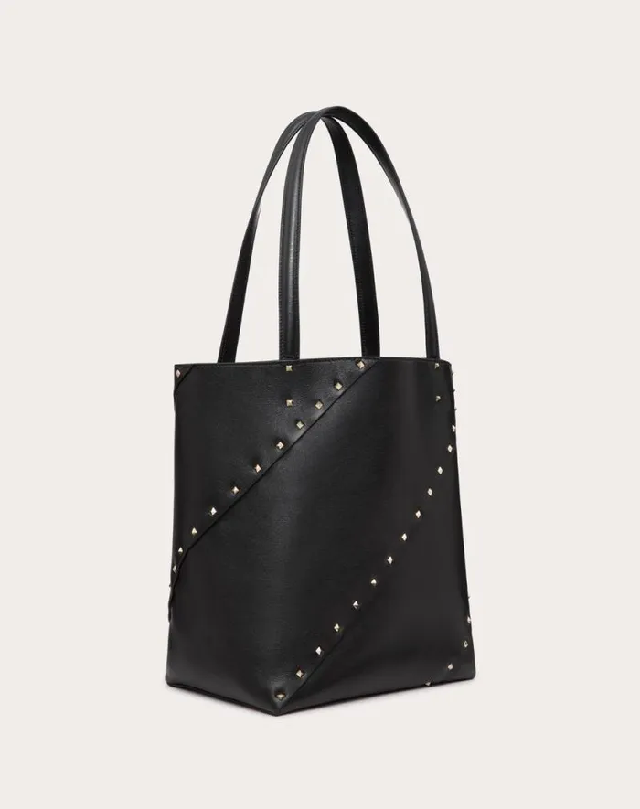 Valentino Totes Woman Valentino Garavani Valentino Garavani Rockstud Wispy Shopping Bag In Calfskin For Woman In Tobacco Tobacco Valentino Totes Woman Valentino Garavani Valentino Garavani Rockstud Wispy Shopping Bag In Calfskin For Woman In Tobacco Tobacco