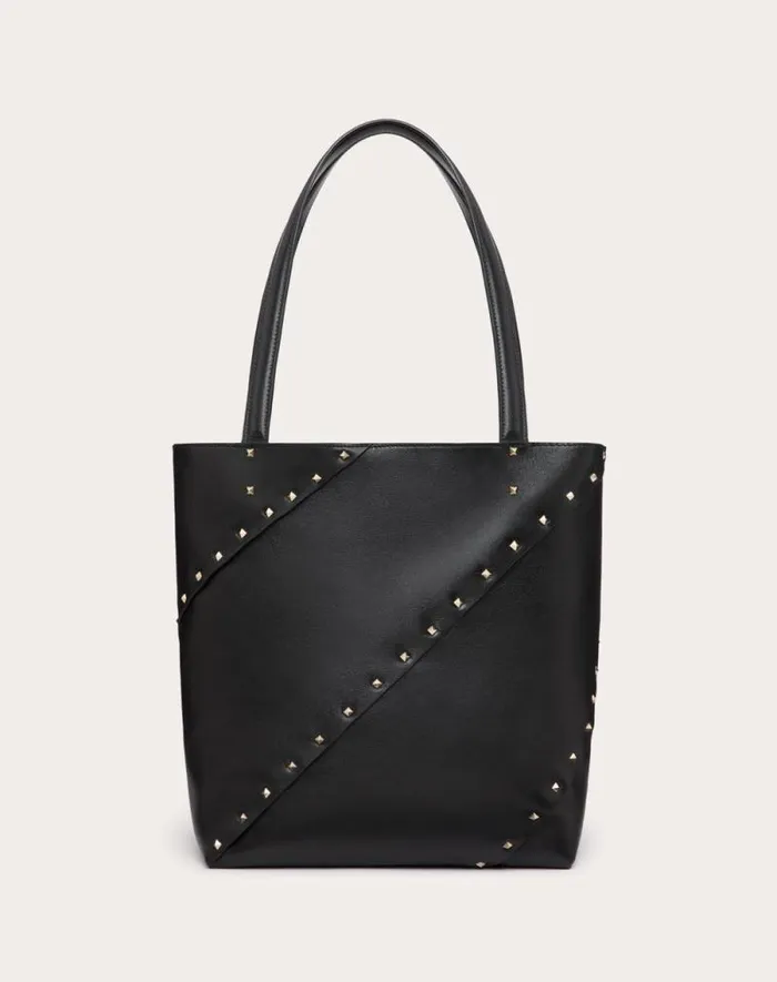 Valentino Totes Woman Valentino Garavani Valentino Garavani Rockstud Wispy Shopping Bag In Calfskin For Woman In Tobacco Tobacco Valentino Totes Woman Valentino Garavani Valentino Garavani Rockstud Wispy Shopping Bag In Calfskin For Woman In Tobacco Tobacco
