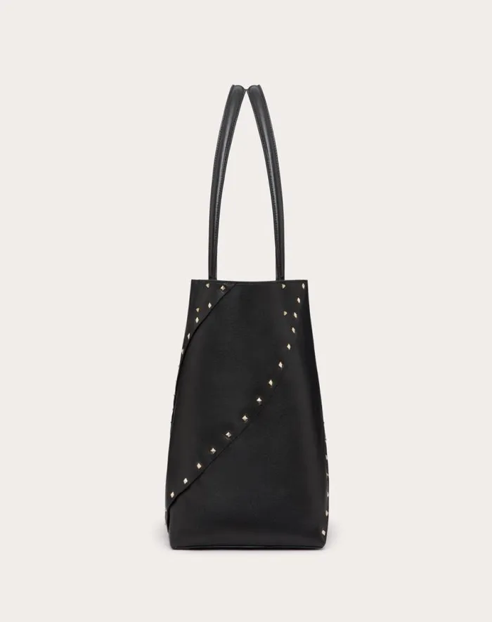 Valentino Totes Woman Valentino Garavani Valentino Garavani Rockstud Wispy Shopping Bag In Calfskin For Woman In Tobacco Tobacco Valentino Totes Woman Valentino Garavani Valentino Garavani Rockstud Wispy Shopping Bag In Calfskin For Woman In Tobacco Tobacco