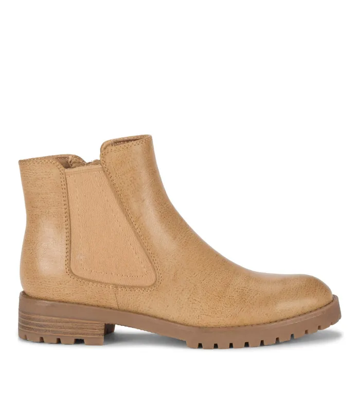 Women Baretraps Booties Daytona Chelsea Boot Sand
