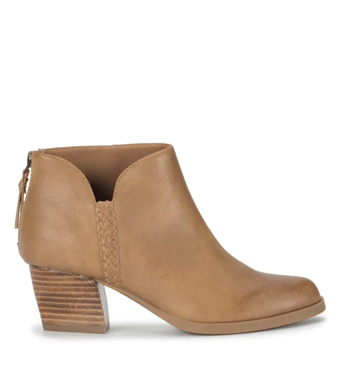 Women Baretraps Booties Lauryn Block Heel Ankle Bootie Salted Caramel