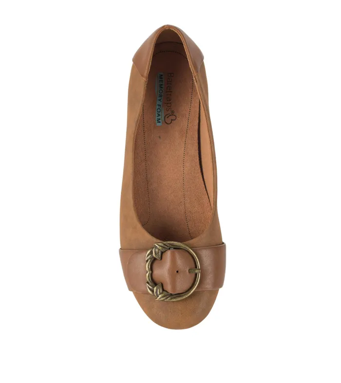 Women Baretraps Flats and Loafers Milady Flat Cognac