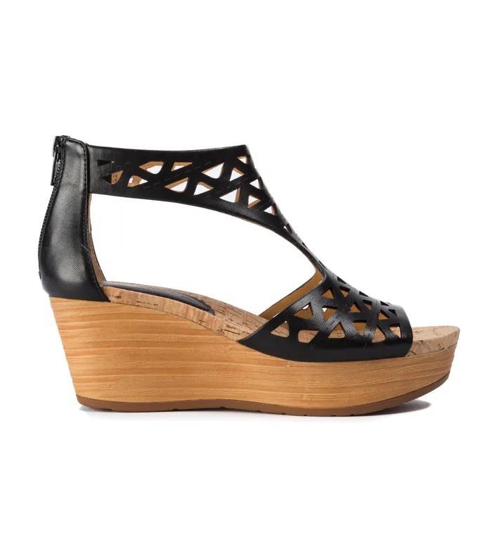 Women Baretraps Wedge Sandals Miriam Wedge Sandal Black