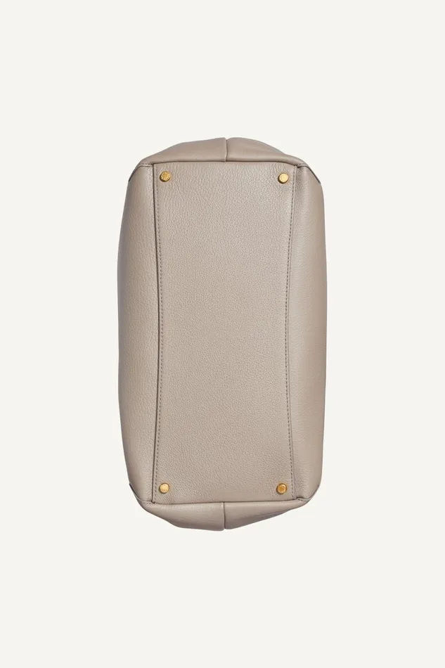 Women GLENWOOD SHOULDER BAG Cloud Donna Karan New York Shoulder And Hobo Bags Women GLENWOOD SHOULDER BAG Cloud Donna Karan New York Shoulder And Hobo Bags
