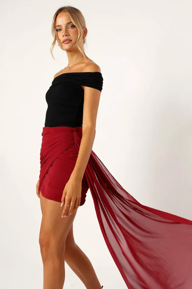 Women Skirts Petal and Pup Night Lover Mini Skirt Merlot