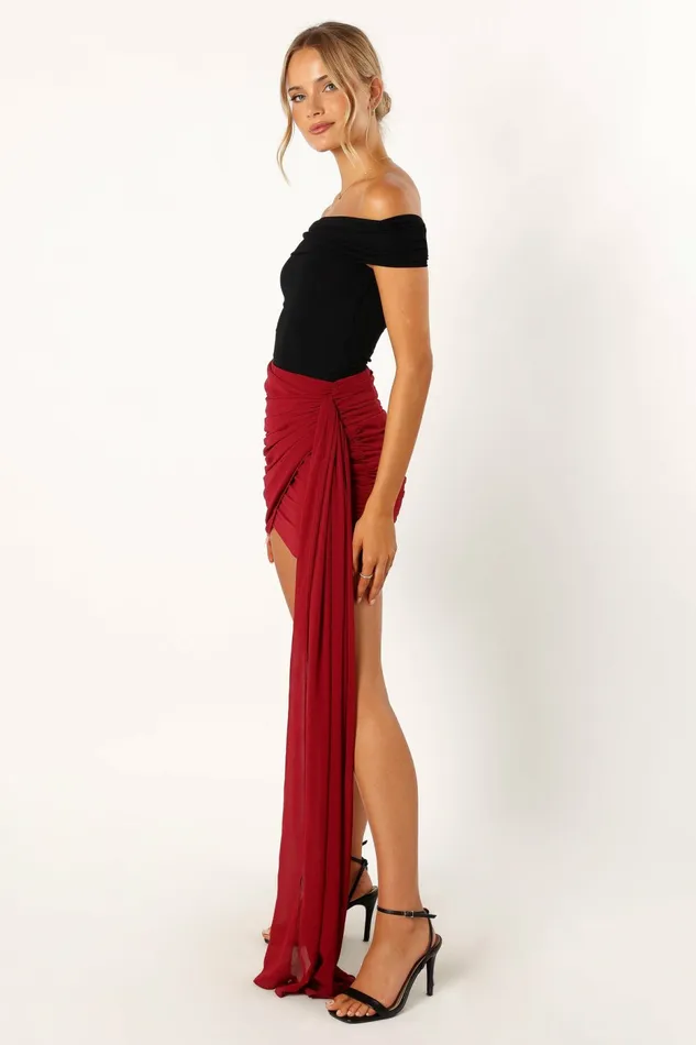 Women Skirts Petal and Pup Night Lover Mini Skirt Merlot